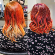 Bei dieser Veränderung wurde der Ansatz mit ELUMEN in einem harmonischen Mix aus Pink und Violett behandelt, während die unteren Haarpartien mit ELUMEN in einem warmen Kupferton veredelt werden. Diese Kombination schafft einen einzigartigen Kontrast und ein lebendiges Spiel von Farben.