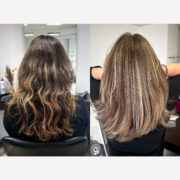Ein natürlicher, edel wirkender Balayage-Look mit feiner Tiefenwirkung: Zarte Highlights in warmem Beige- und Karamellblond wurden harmonisch in die braune Basis eingearbeitet und sorgen für sanfte Lichtreflexe über den gesamten Kopf. Die präzise gesetzten Strähnen schaffen Bewegung und Struktur, ohne die Natürlichkeit zu verlieren. Ein zeitlos schöner Look, der Natürlichkeit, Eleganz und moderne Farbtechnik perfekt miteinander verbindet.